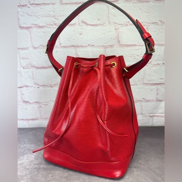 Louis Vuitton Epi Noe Vintage Large GM Bucket Bag - Picture 1 of 16